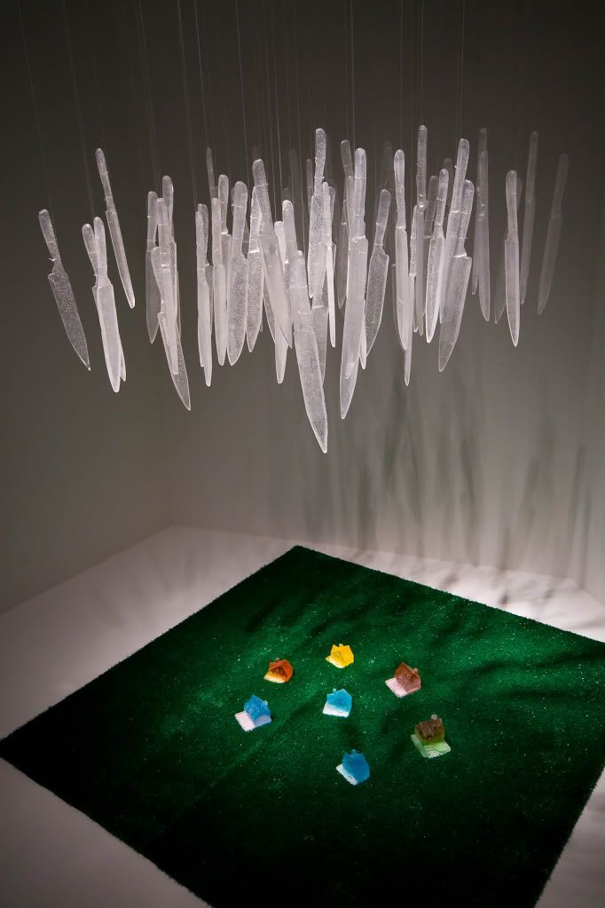 IMAGE: http://i891.photobucket.com/albums/ac117/KitsunetsukiPhotography/IMG_2309-Edit-1.jpg