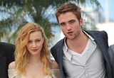 photo MoreNewHQRobertPattinsonCannesPhotocall5.jpg