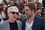 photo MoreNewHQRobertPattinsonCannesPhotocall82.jpg