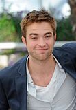 photo NEWHQRobertPattinsonCannesPhotocall19.jpg