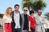 photo RobertPattinsonCoCosmopolisPhotocallCannesHQ18.jpg