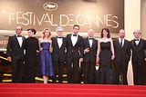 photo NEWHQPicsOfRobertPattinsonOnTheCosmoCannesRedCarpet22.jpg