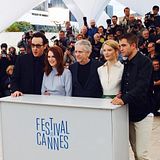  photo FanPicsRobertPattinsonMapsPhotocall15.jpg