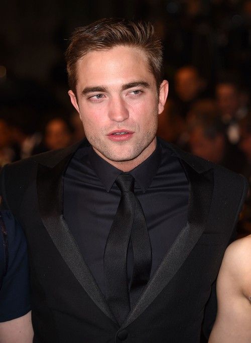 photo RobertPattinsonNewCannes456.jpg