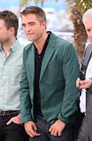 photo MQPicsRobertPattinsonTheRoverPhotocallCannes16.jpg