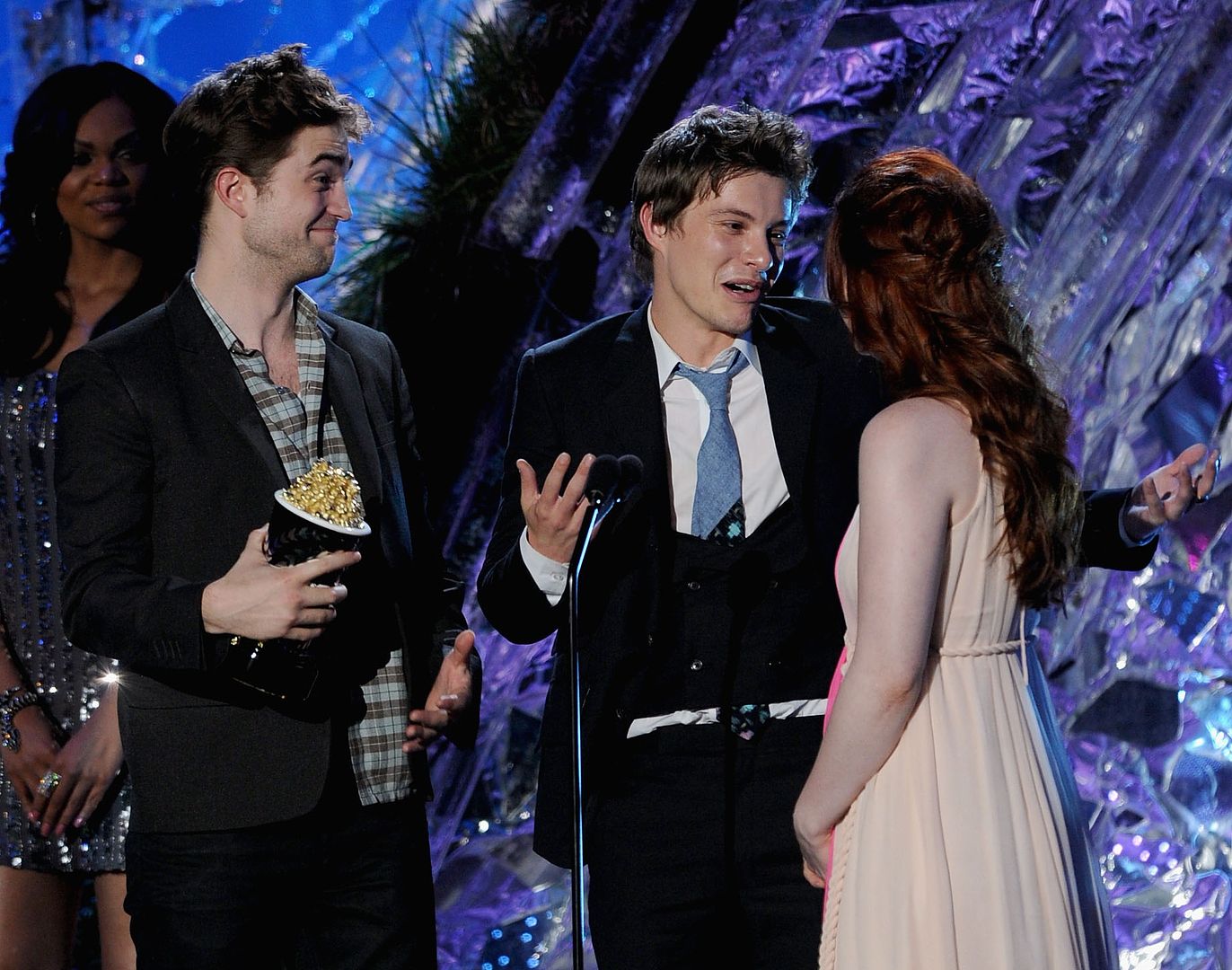 robert pattinson 2011. TONS Of Robert Pattinson HQ#39;s From The 2011 MTV Movie Awards