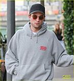  photo robert-pattinson-hangs-out-with-co-star-mia-goth-in-germany-06.jpg