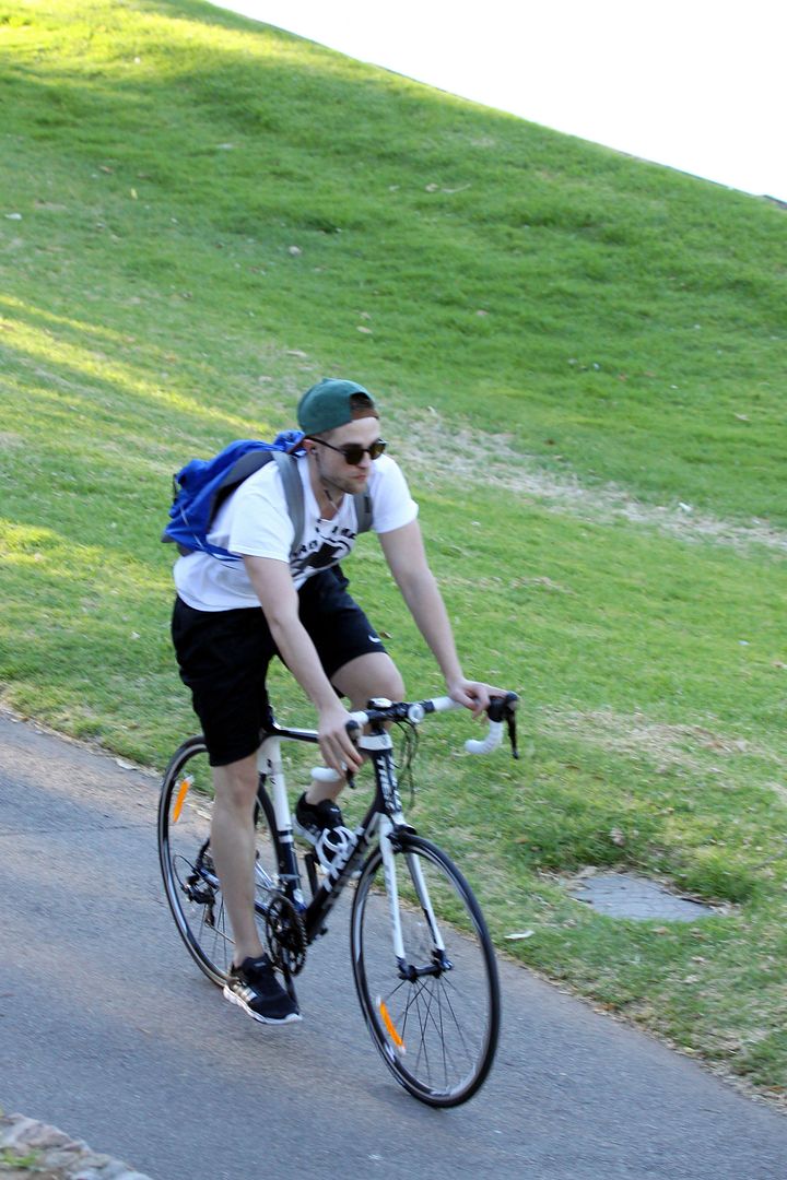 photo RobertPattinsonAdelaide25thJan20134.jpg