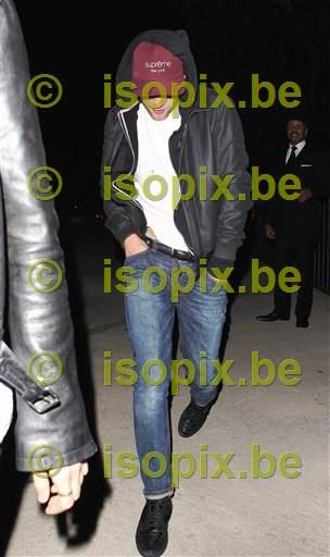 photo RobertPattinsonJayZJTconcert07.jpg