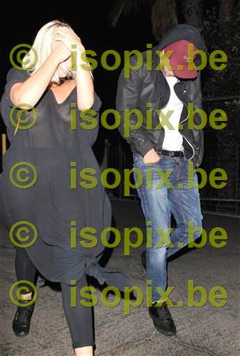photo RobertPattinsonJayZJTconcert11.jpg