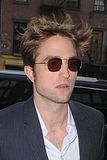  photo Robert Pattinson Returning to his hotel In New York 9th August 201719.jpg