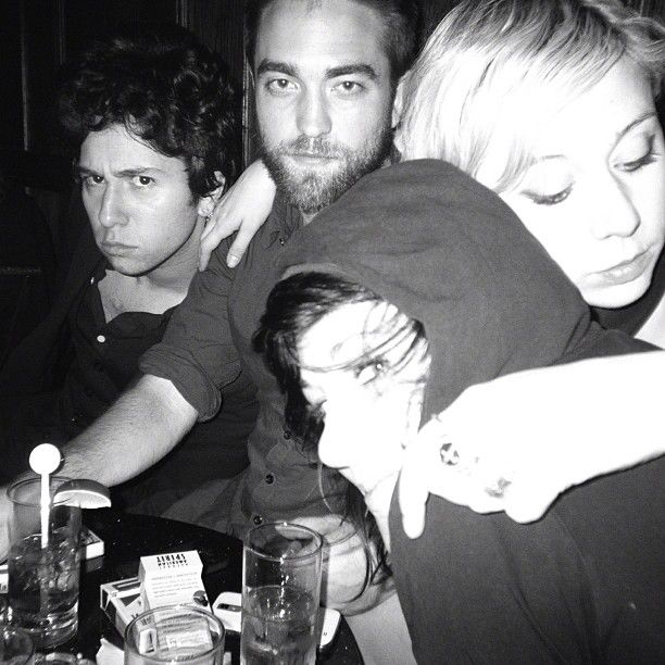  photo NewOldRobertPattinsonInstaPic.jpg