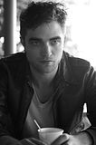 photo RobertPattinsonOuttakes15.jpg