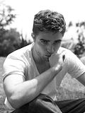 photo RobertPattinsonOuttakes150.jpg