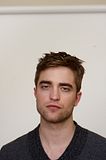 photo RobertPattinsonOuttakes215.jpg