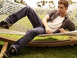photo RobertPattinsonOuttakes76.jpg
