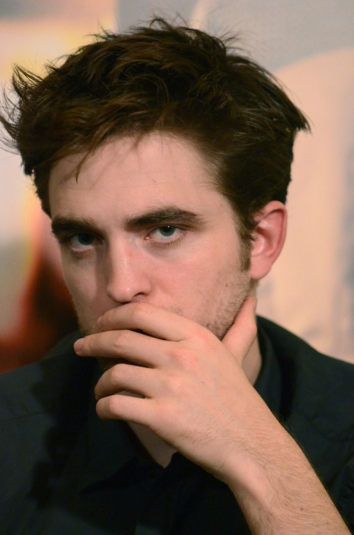 Robsessed™ Addicted To Robert Pattinson 365 Days Of Robert Pattinson Sept 15 ~ 2011 Pic Of 8119